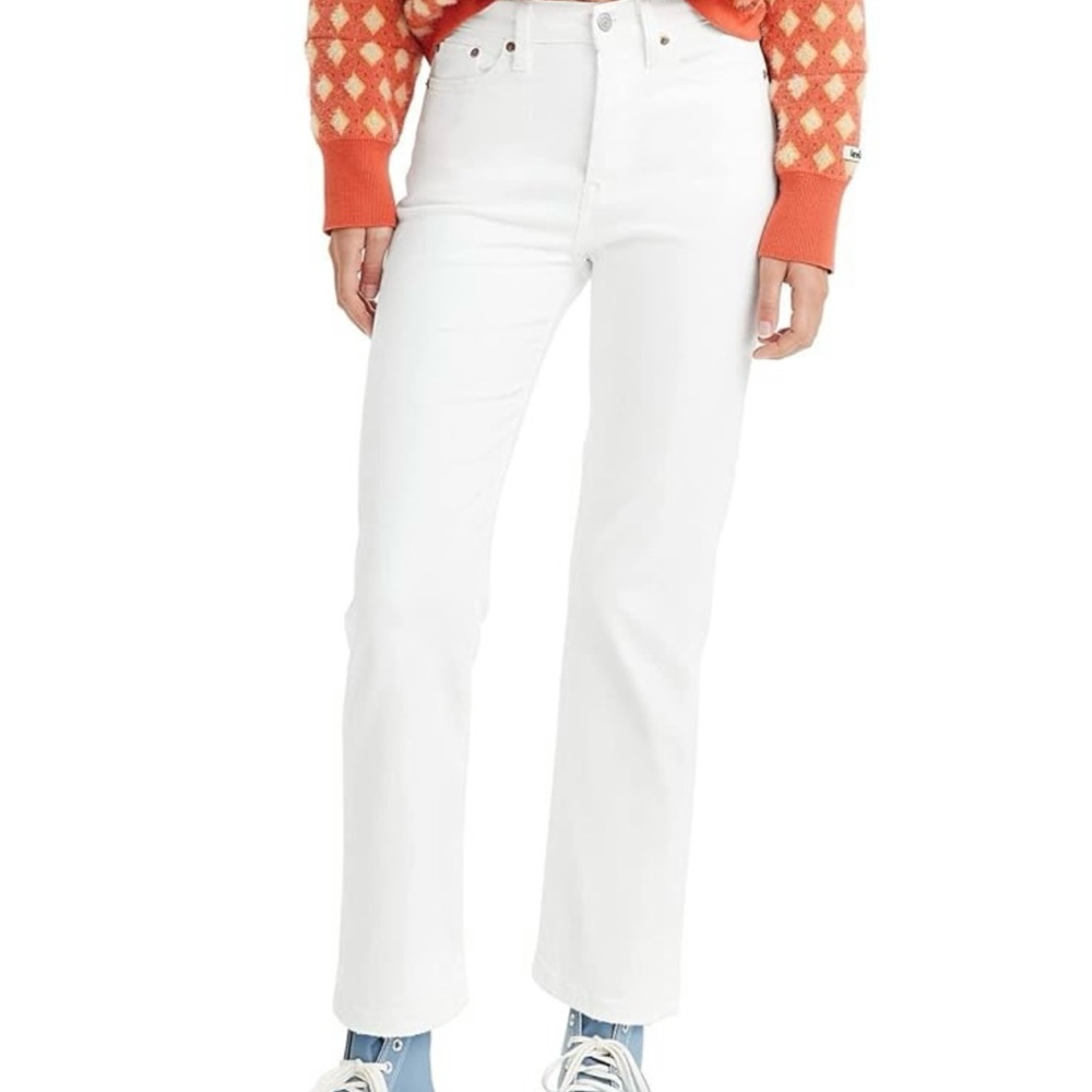 Levi's Women's Cream Wedgie Straight Leg Jeans - Picture 6 of 12
